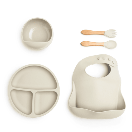 Silicone Tableware + Personalized Winter Fleece Blanket| Practical and Stylish Newborn Gift 2