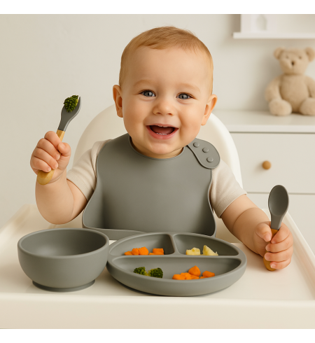 Silicone Tableware + Personalized Winter Fleece Blanket| Practical and Stylish Newborn Gift