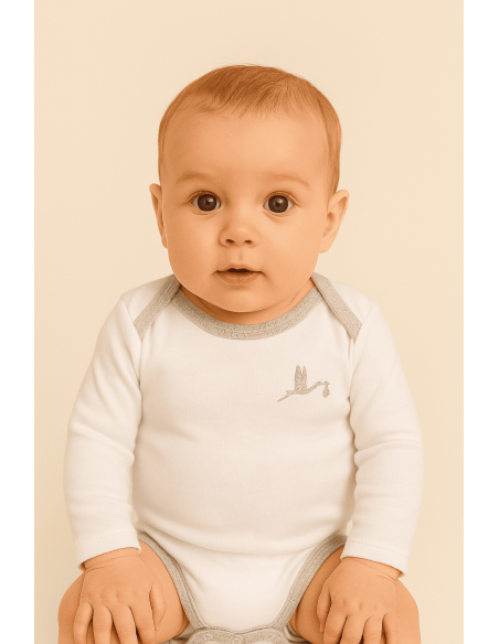 Personalized Baby Hamper with Embroidered Bathrobe | Luxury Gift – Bebedeparis.com