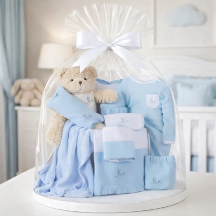 Classic Baby Gift Hamper | Elegant & Personalized Newborn Gift – Bebedeparis.com 2