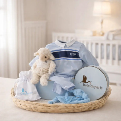 Hugo Boss Serenity Stripes Baby Hamper | Premium Newborn Gift Set – Bebedeparis.com 2