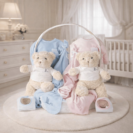 Classic Twin Baby Basket | Complete Gift for Newborn Twins – Bebedeparis.com 2