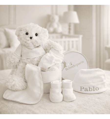 Baby Gift Set: Booties, Mittens & Hat + Plush Toy in Vintage Box