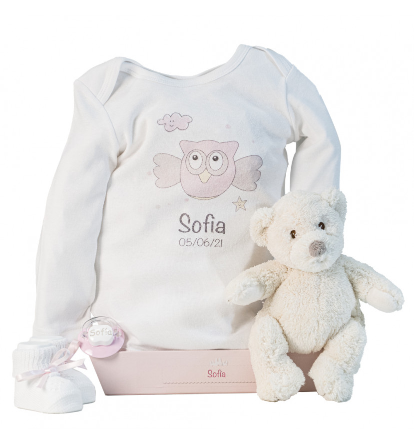 A good gift Personalised bodysuit with bootees teddy and personalised dummy